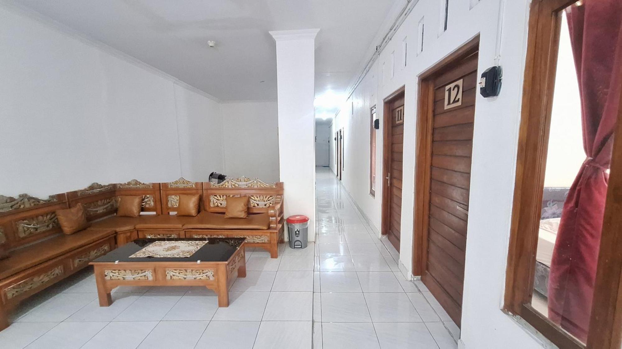 Reddoorz Syariah At Falisha Umy Ngabean Exteriér fotografie